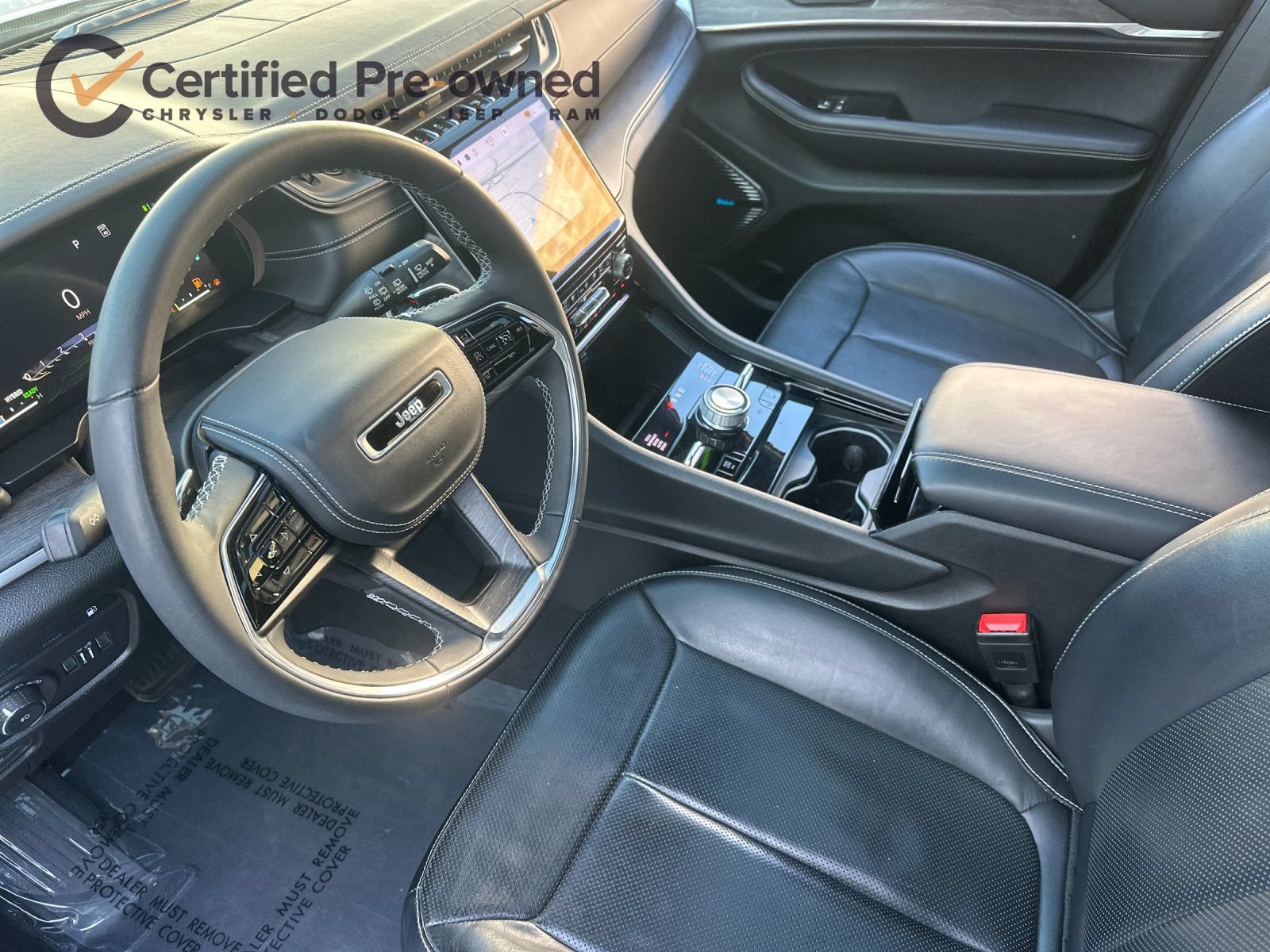 Used 2023 Jeep Grand Cherokee Overland AWD/4WD image 11
