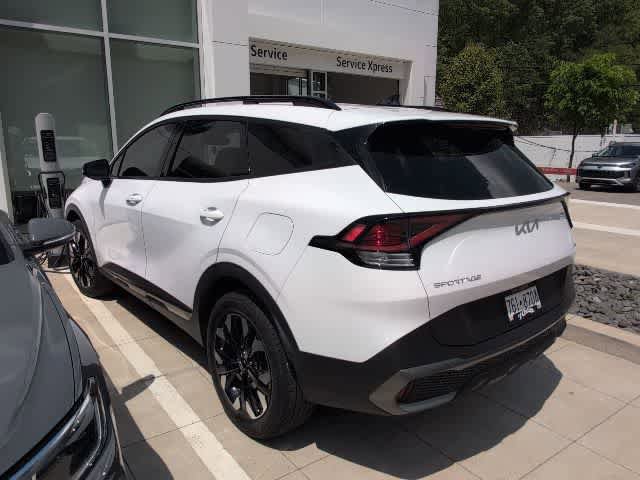Used 2023 Kia Sportage X-Line AWD/4WD image 3