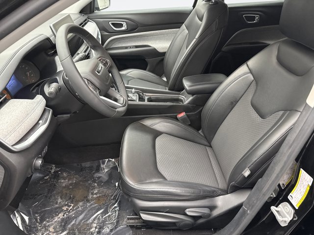 Used 2022 Jeep Compass Latitude image 11