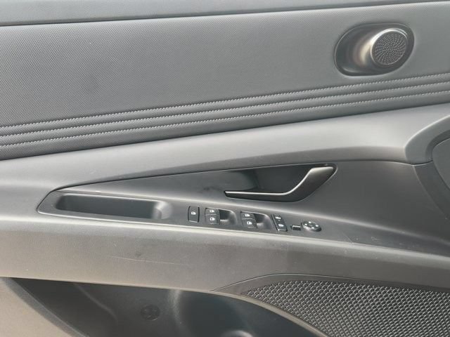 Used 2026 Hyundai Elantra Sport FWD image 20
