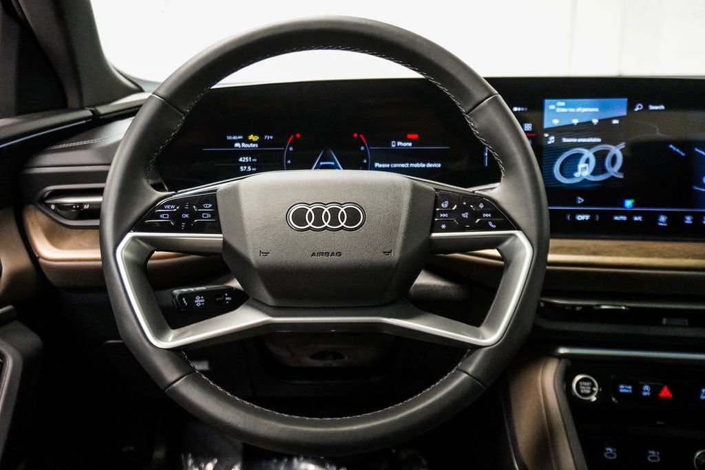 Used 2025 Audi Q5 Premium Plus w/ Premium Plus image 17