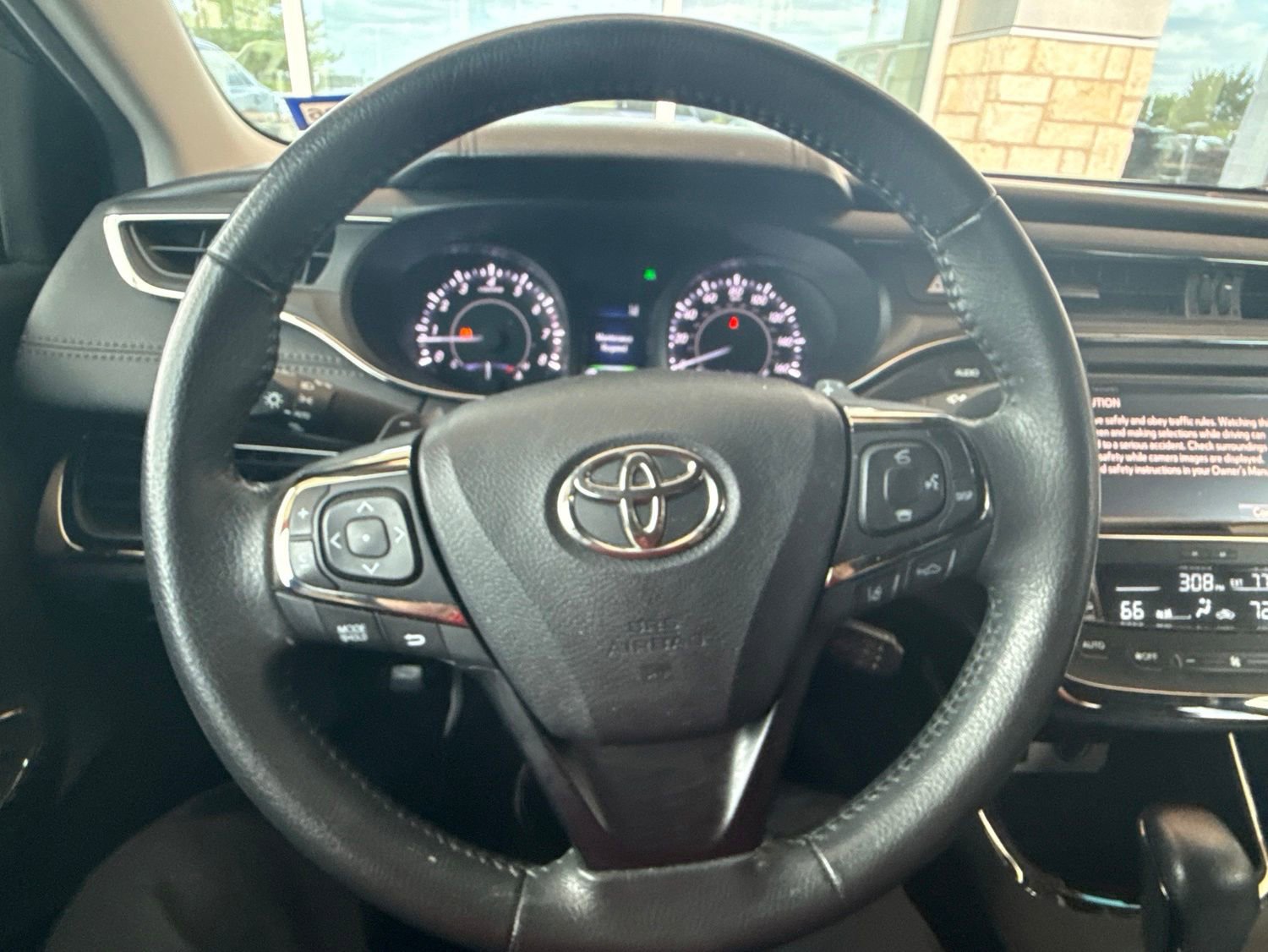 Used 2017 Toyota Avalon XLE w/ Carpet Mat Package FWD image 15
