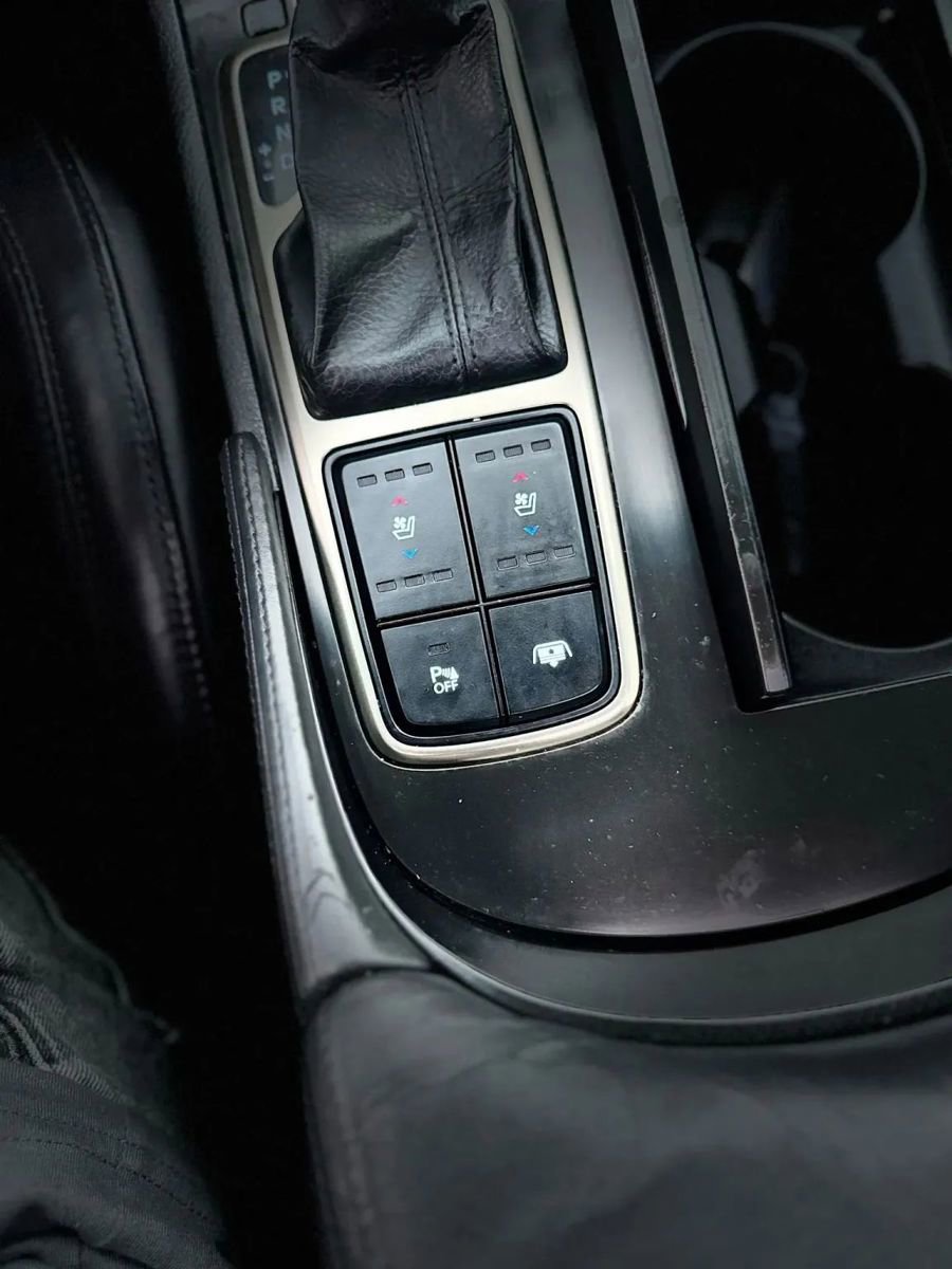 Used 2014 Hyundai Azera Limited w/ Option Group 02 image 19