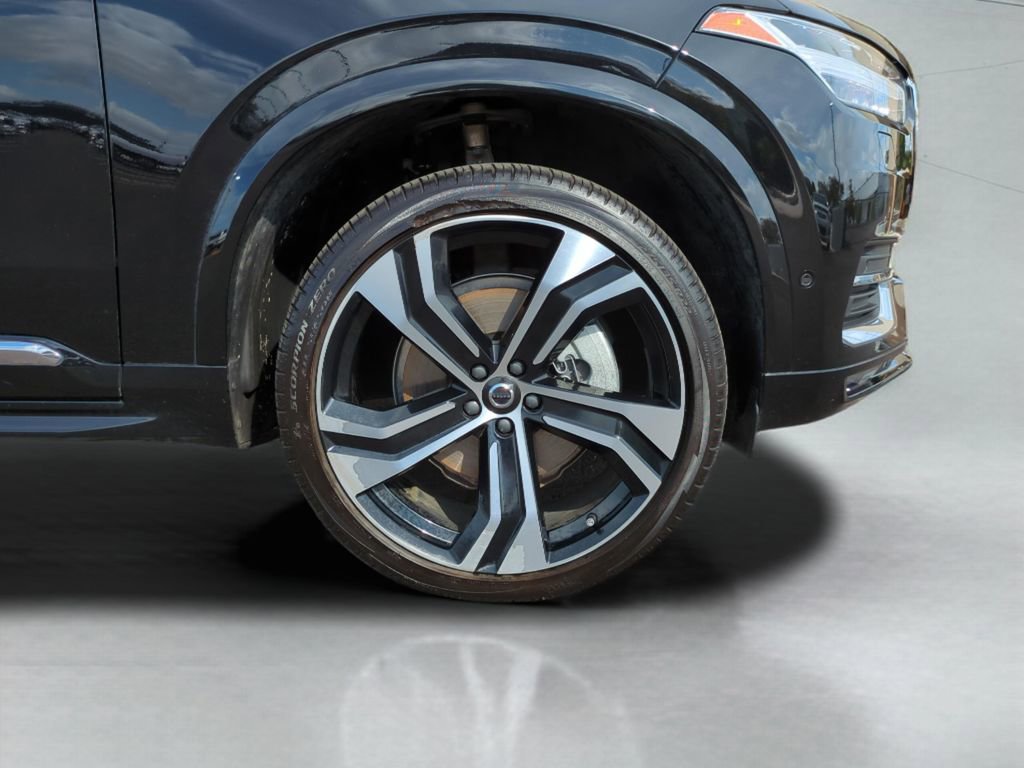 Used 2024 Volvo XC90 B6 Ultimate w/ Protection Package Premier image 10