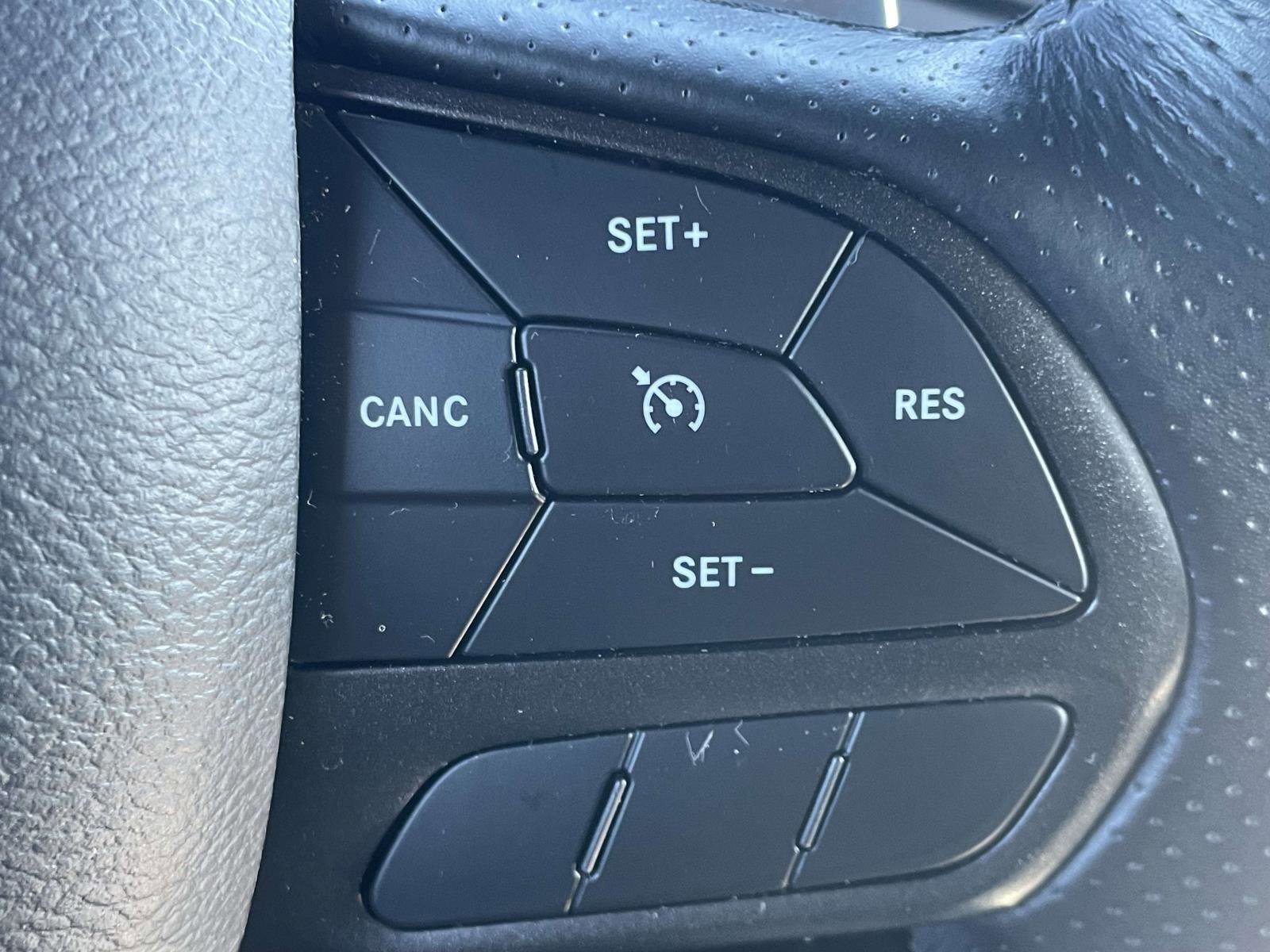 Used 2021 Dodge Challenger R/T image 7