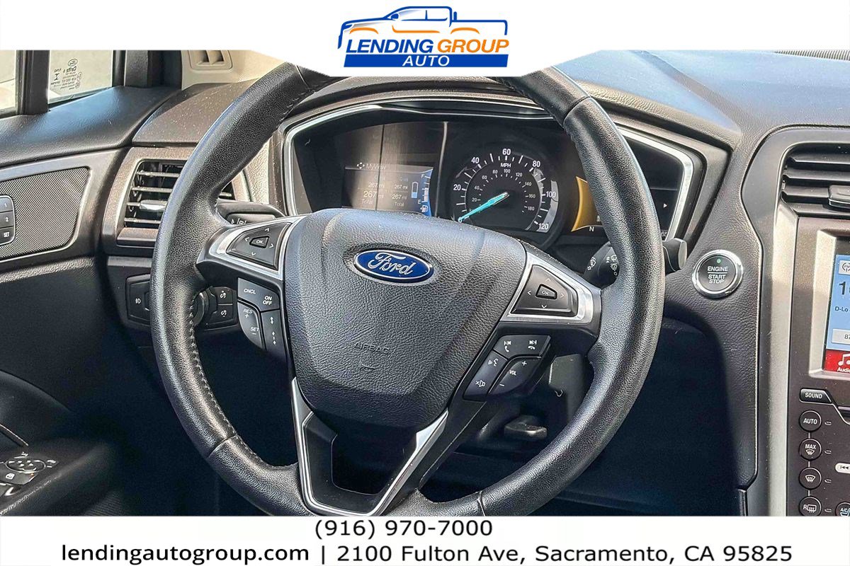 Used 2017 Ford Fusion Energi Titanium FWD image 14