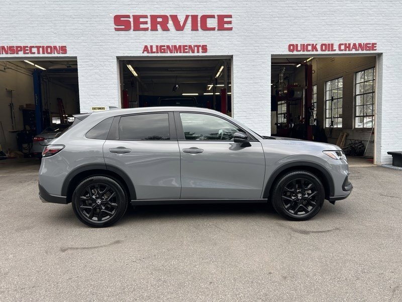 Used 2025 Honda HR-V Sport