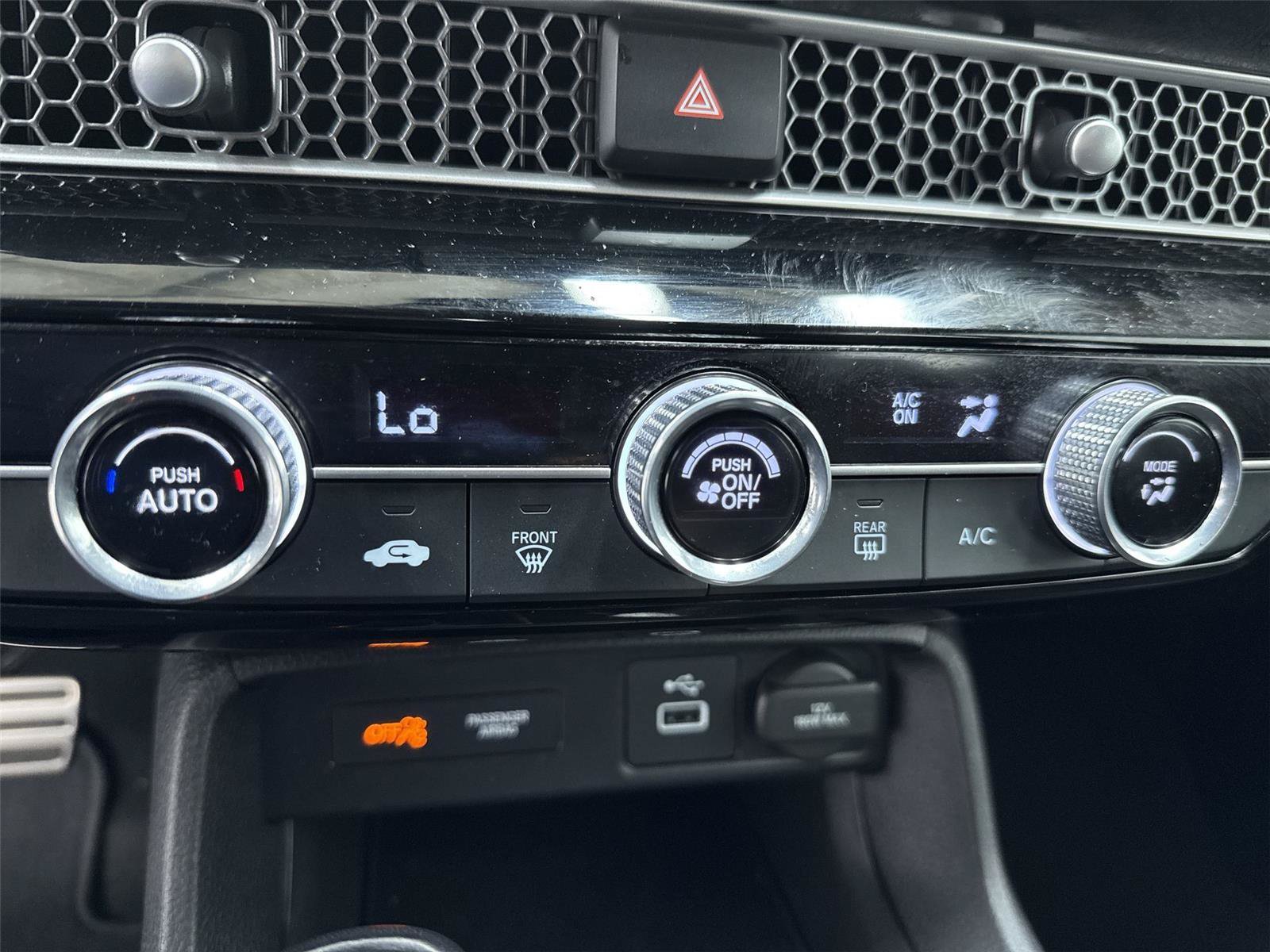 Used 2022 Honda Civic Sport image 28