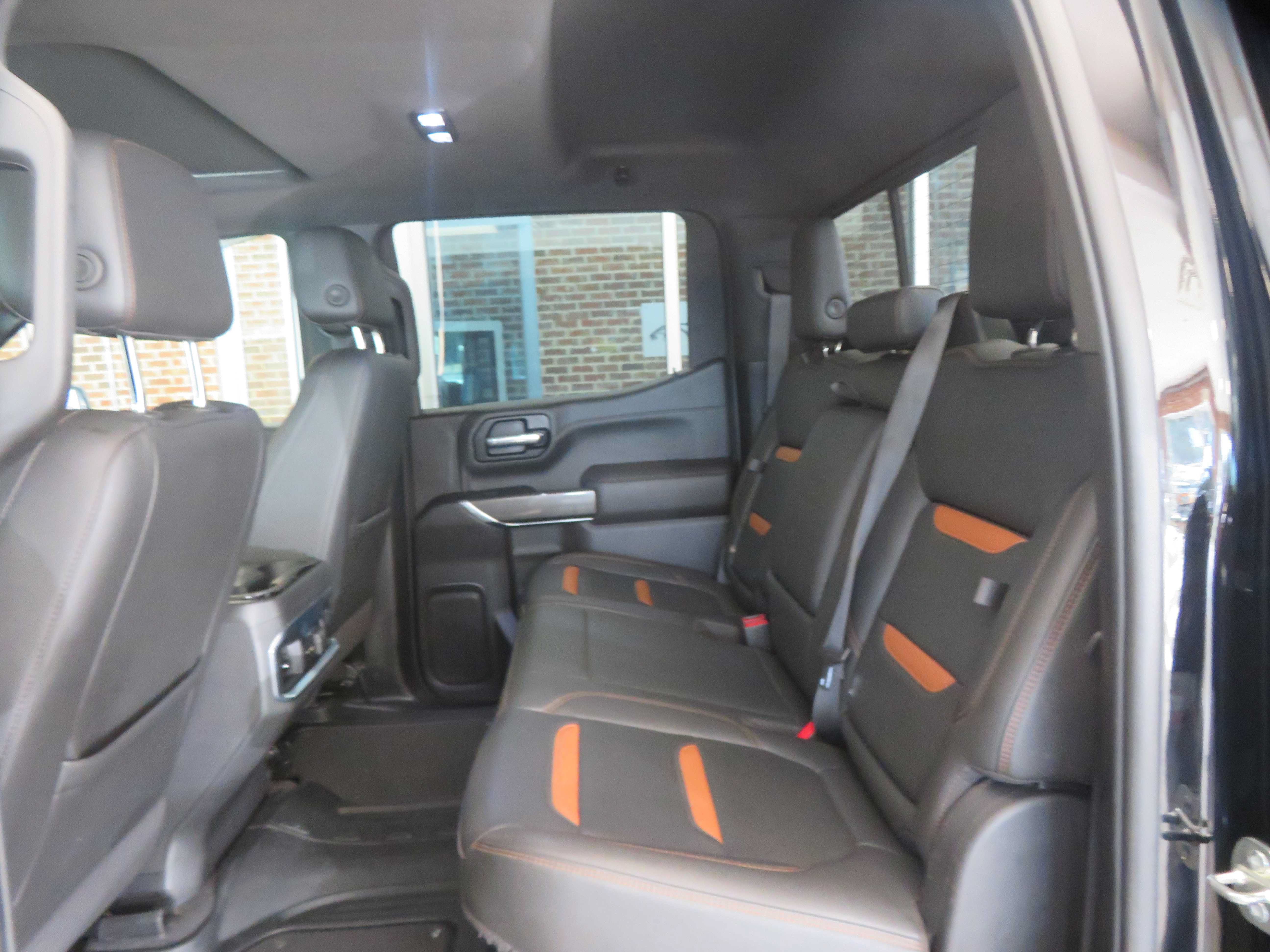 Used 2022 GMC Sierra 1500 AT4 w/ AT4 Preferred Package AWD/4WD image 19
