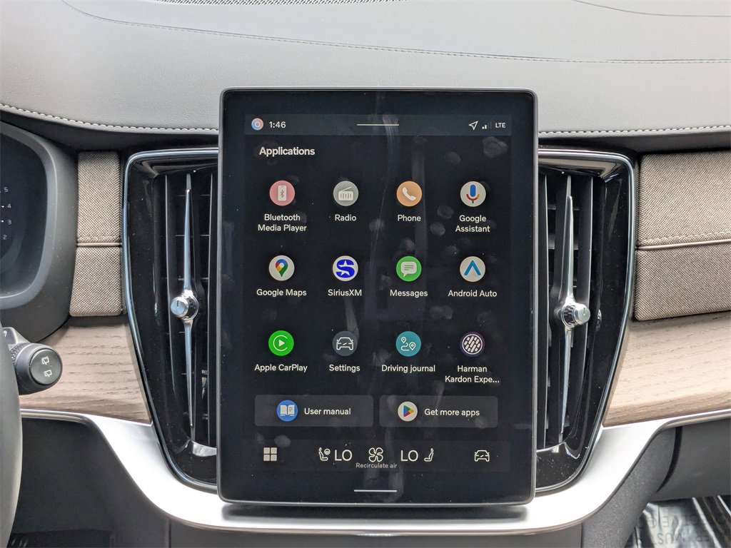 New 2026 Volvo XC90 B6 Plus w/ Protection Package Premier image 19