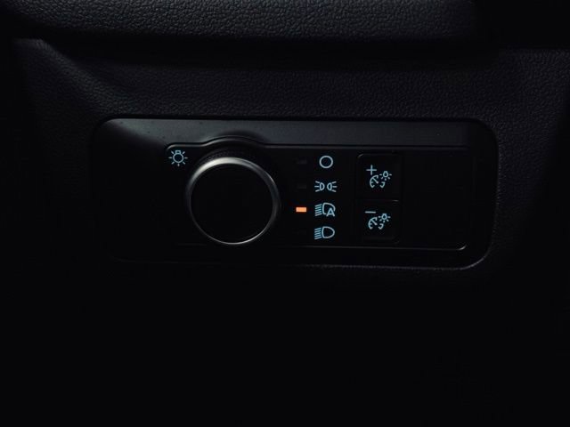 Used 2025 Ford Escape ST-Line image 28