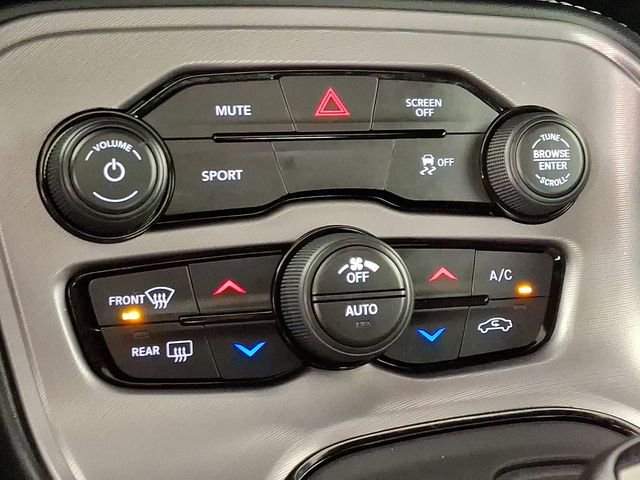 Used 2023 Dodge Challenger SXT w/ Blacktop Package image 18