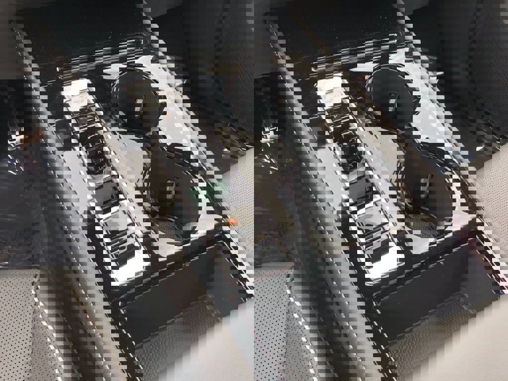 New 2025 Volkswagen Atlas SEL Premium R-Line image 22