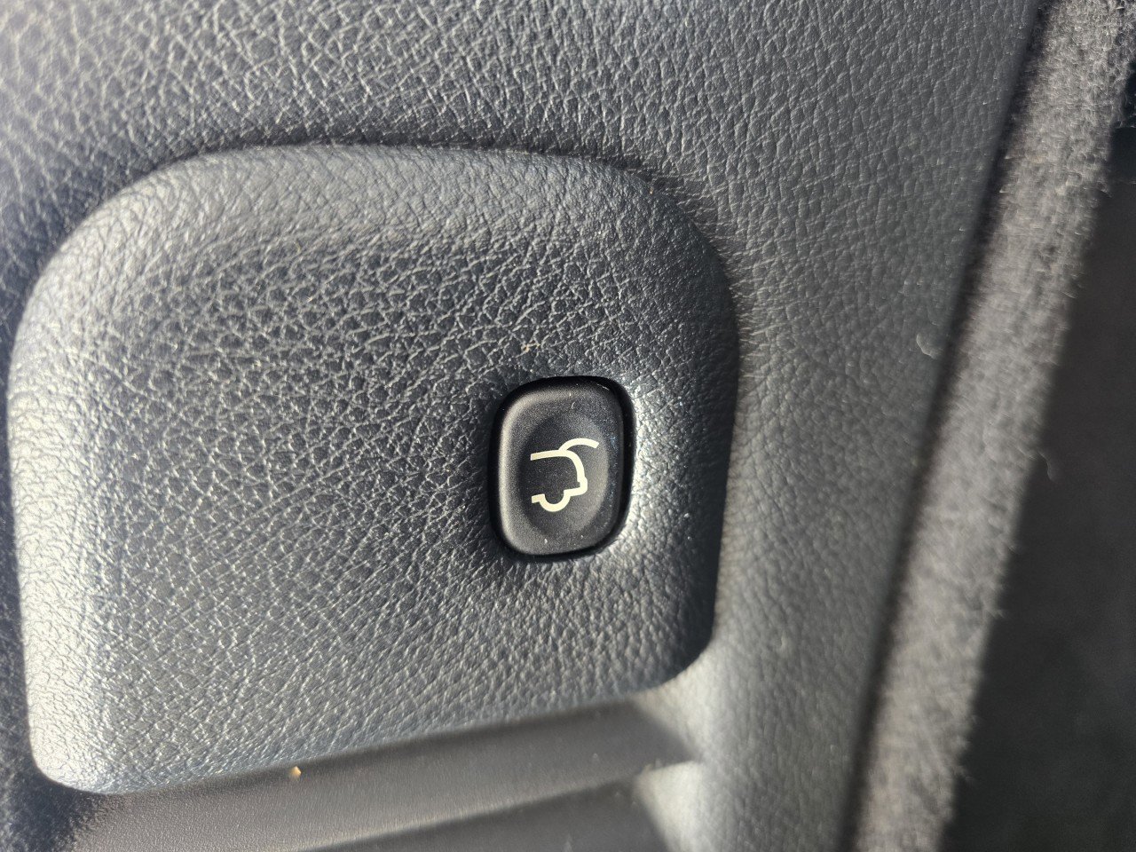 Used 2020 Dodge Durango R/T image 19