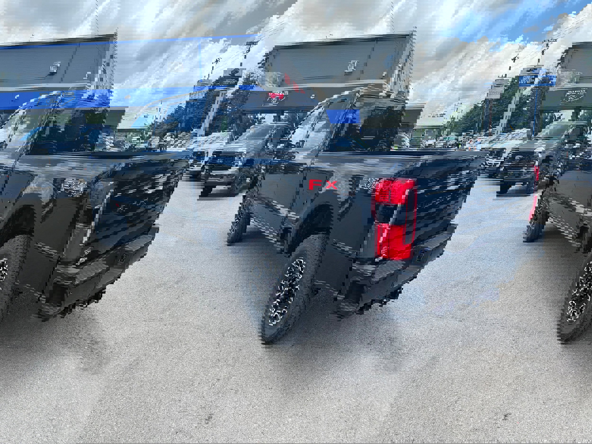 New 2025 Ford F250 Platinum image 8