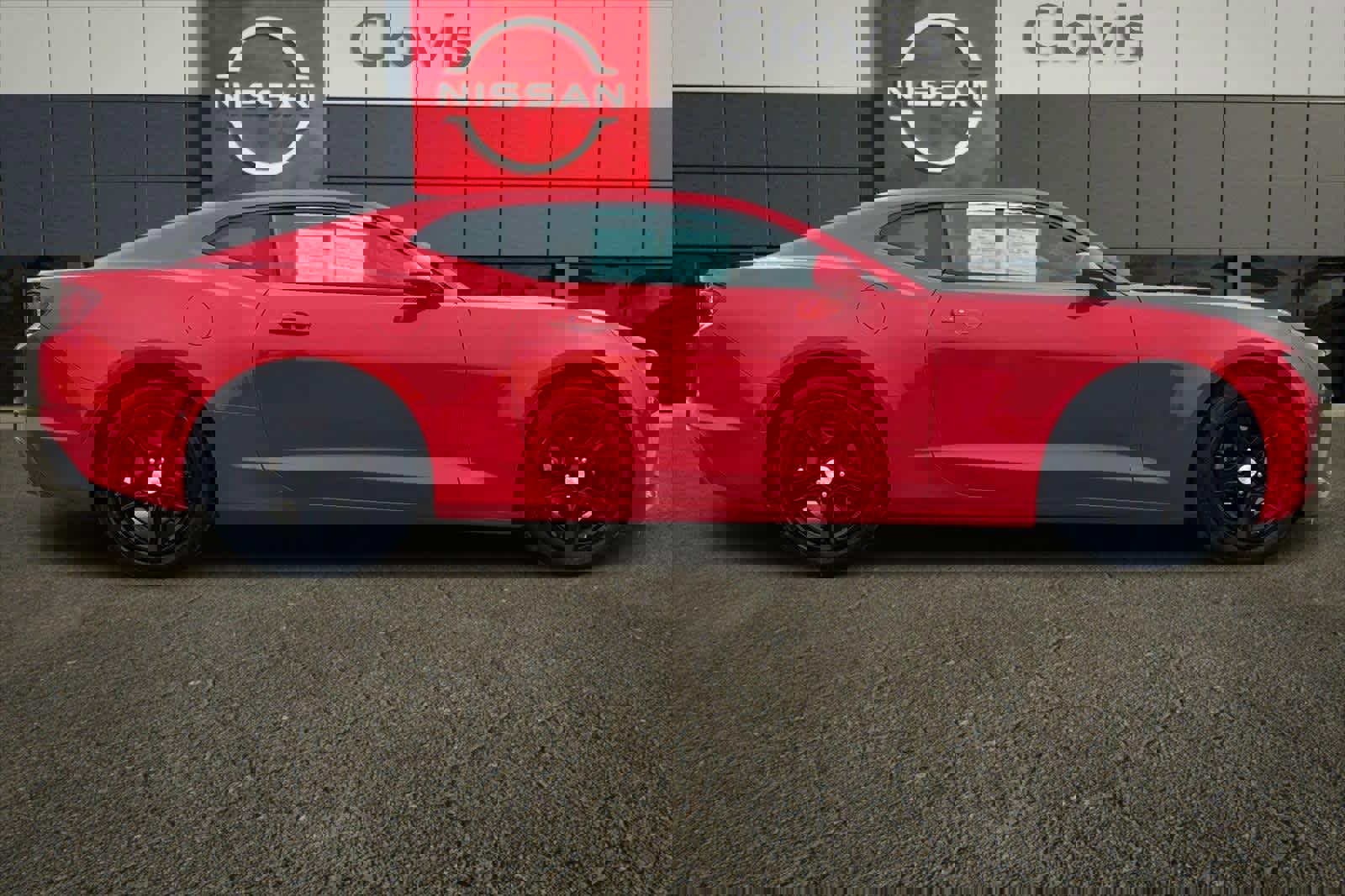 Used 2019 Chevrolet Camaro LT image 9