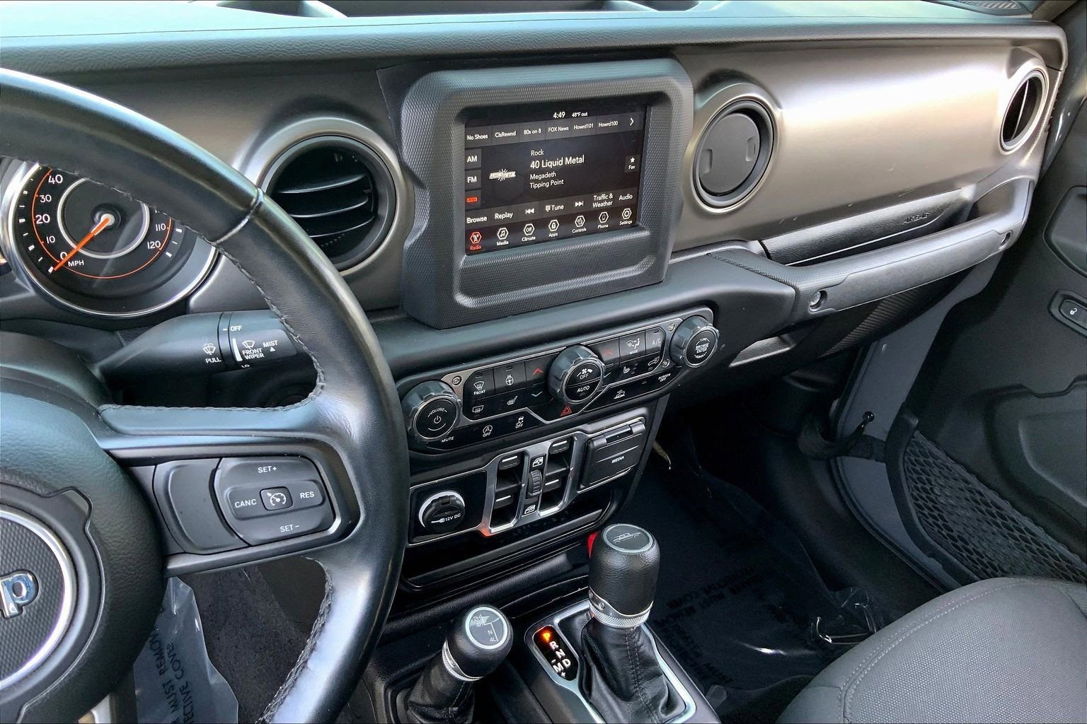 Certified 2023 Jeep Gladiator Willys image 6