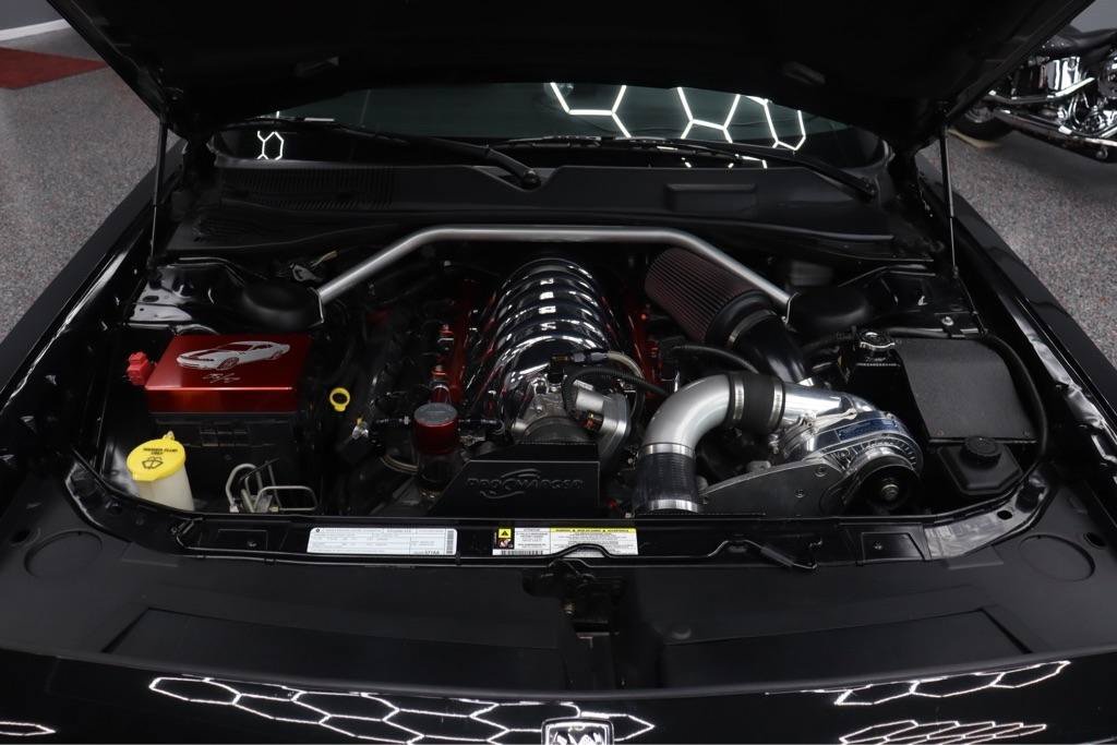 Used 2009 Dodge Challenger R/T RWD image 9