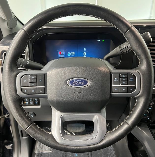 Used 2025 Ford F350 Lariat w/ Black Appearance Package AWD/4WD image 26