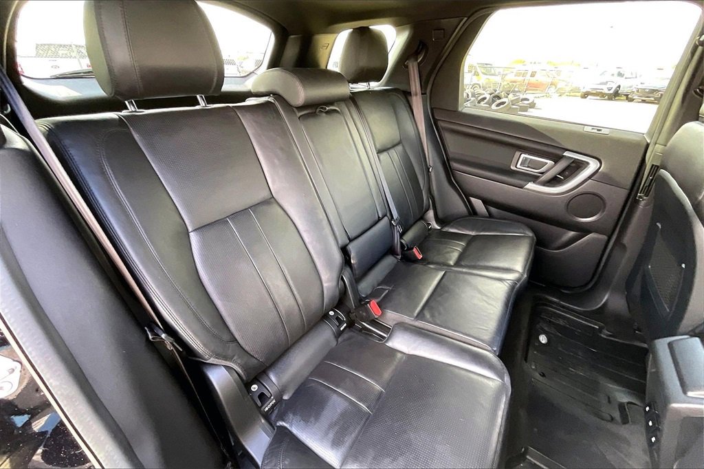 Used 2019 Land Rover Discovery Sport HSE image 22