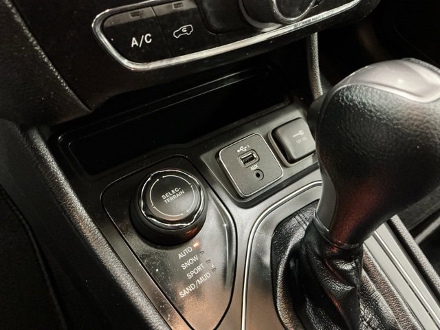 Used 2020 Jeep Cherokee Latitude image 22