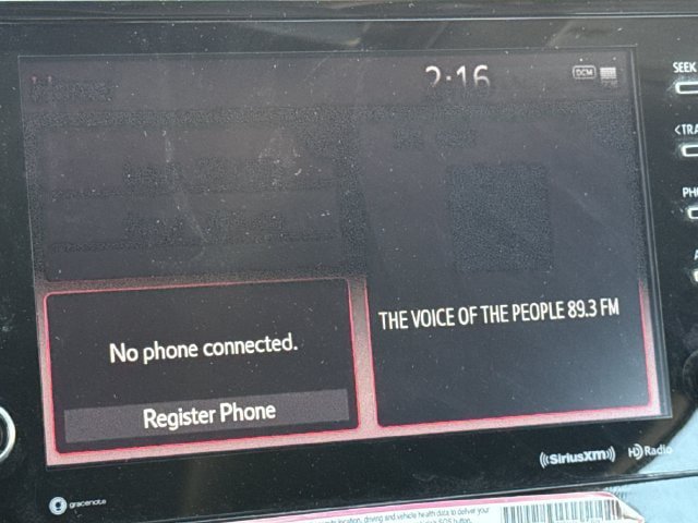 Used 2024 Toyota Camry XSE FWD image 18