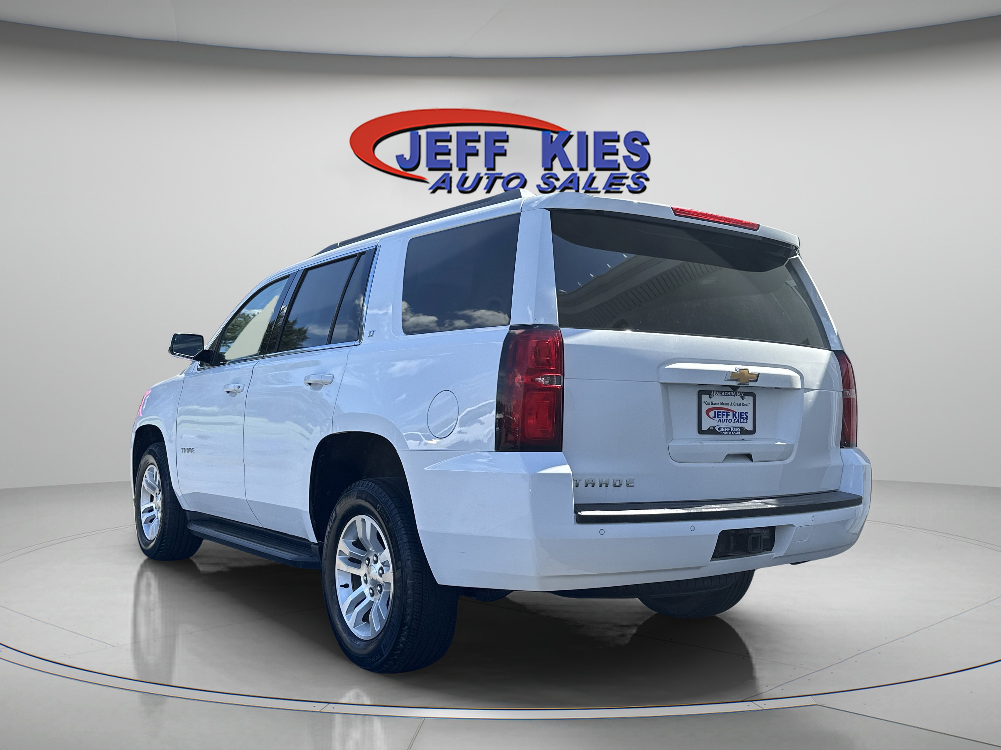 Used 2019 Chevrolet Tahoe LT image 5