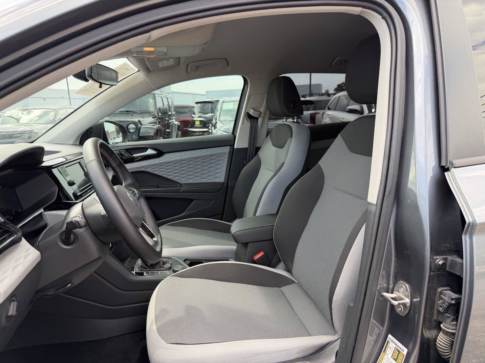 Used 2024 Volkswagen Taos S AWD/4WD image 15