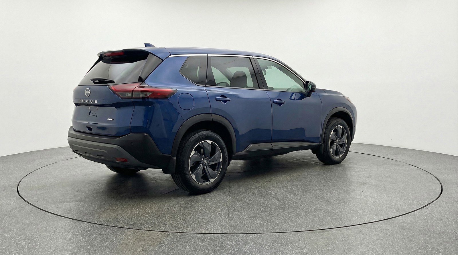 Used 2025 Nissan Rogue SV AWD/4WD image 9