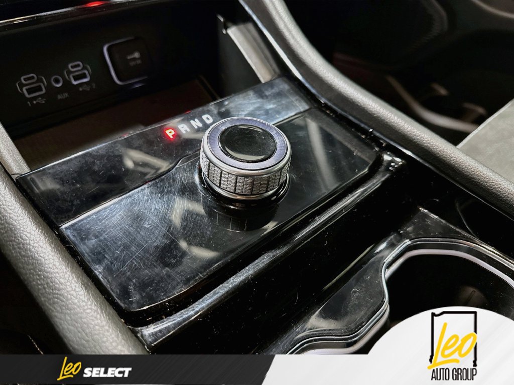 Used 2023 Jeep Grand Cherokee L Laredo AWD/4WD image 19