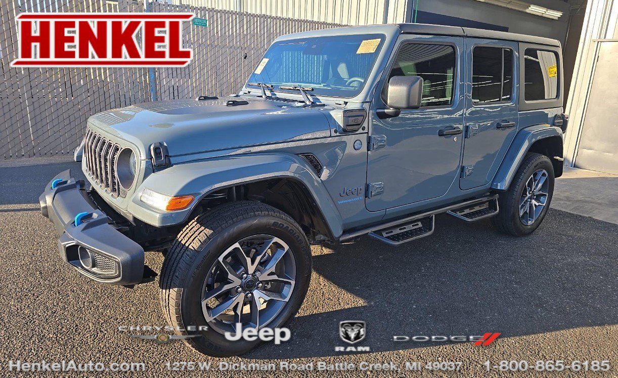 Used 2024 Jeep Wrangler Unlimited w/ Convenience Group