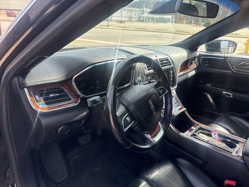 Used 2017 Lincoln Continental Select w/ Climate Package image 13