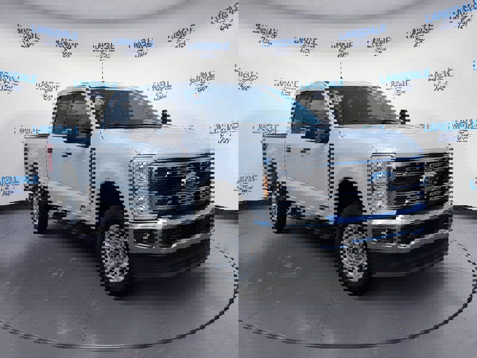 Used 2026 Ford F250 XLT image 2