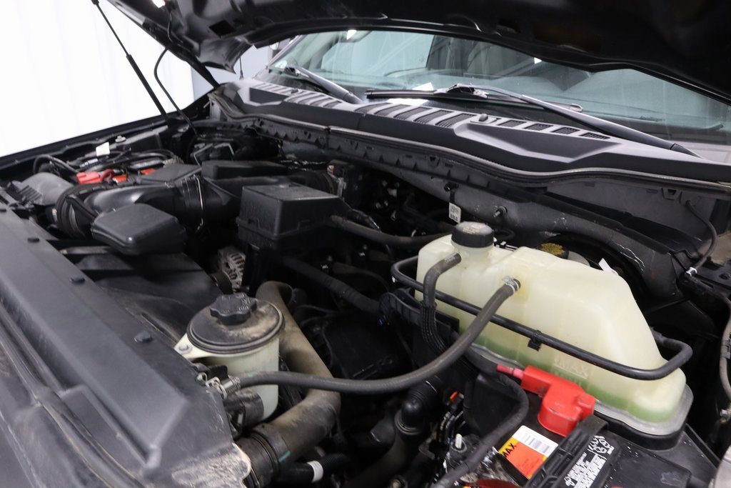 Used 2020 Ford F350 XLT w/ XLT Premium Package image 13