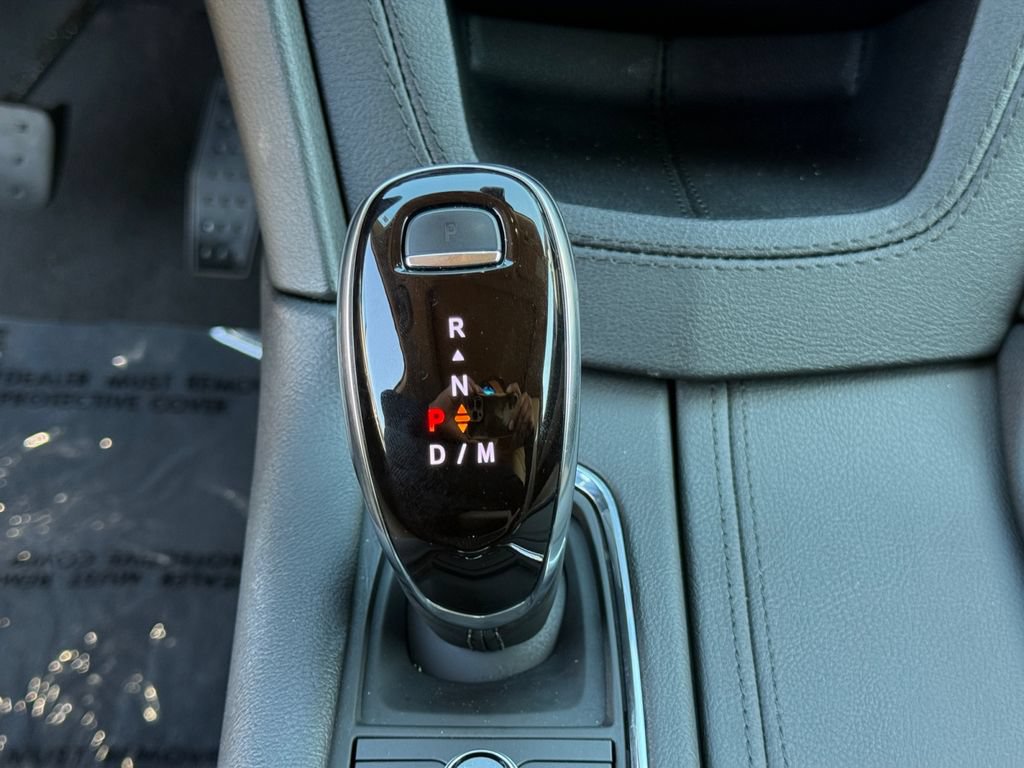 Used 2024 Cadillac XT6 Premium Luxury w/ Platinum Package FWD image 21