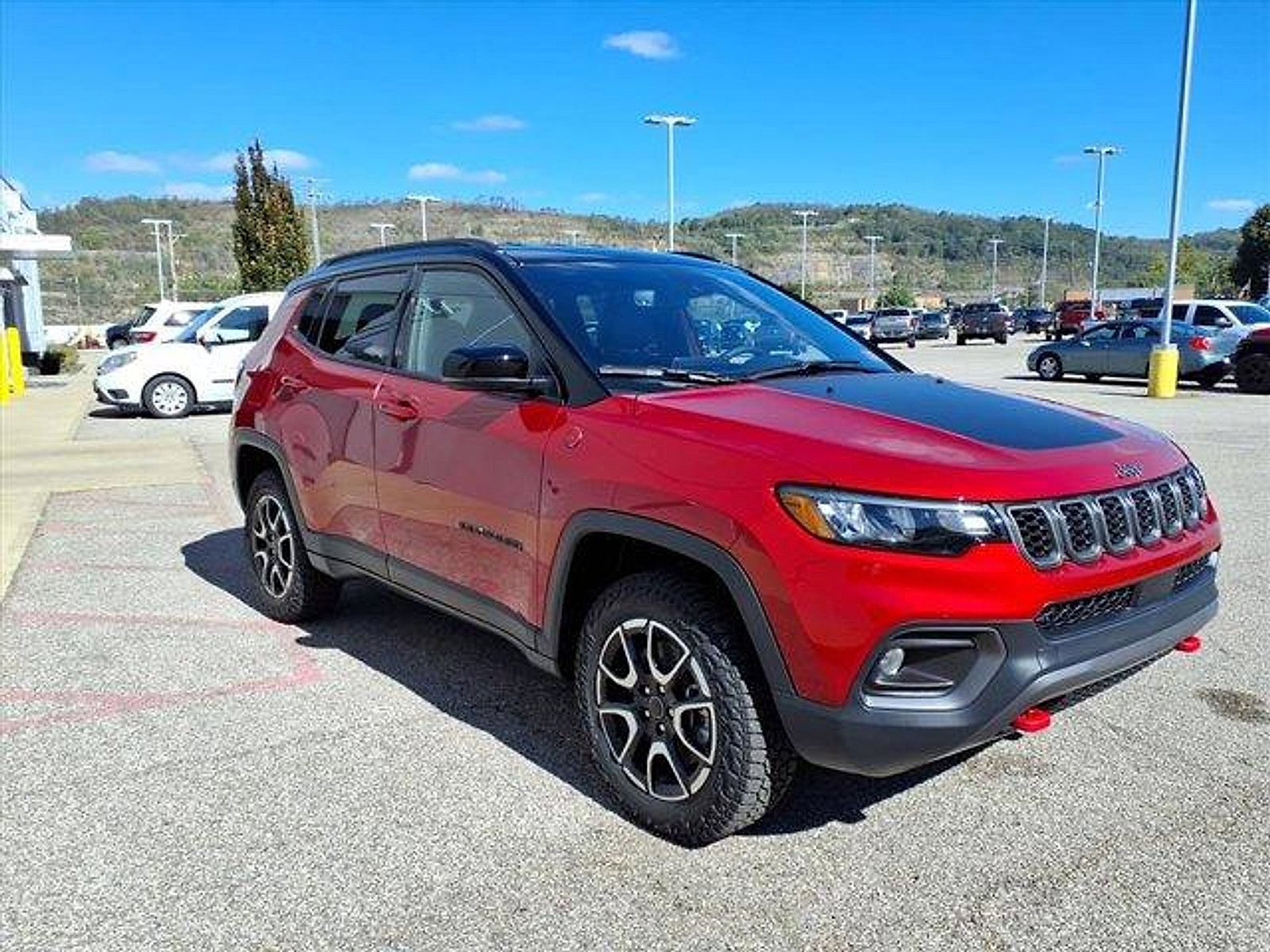 New 2026 Jeep Compass Trailhawk image 3