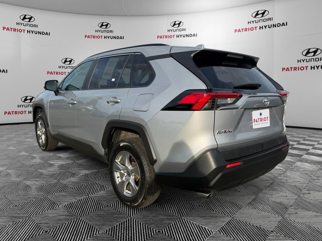 Used 2024 Toyota RAV4 XLE FWD image 5