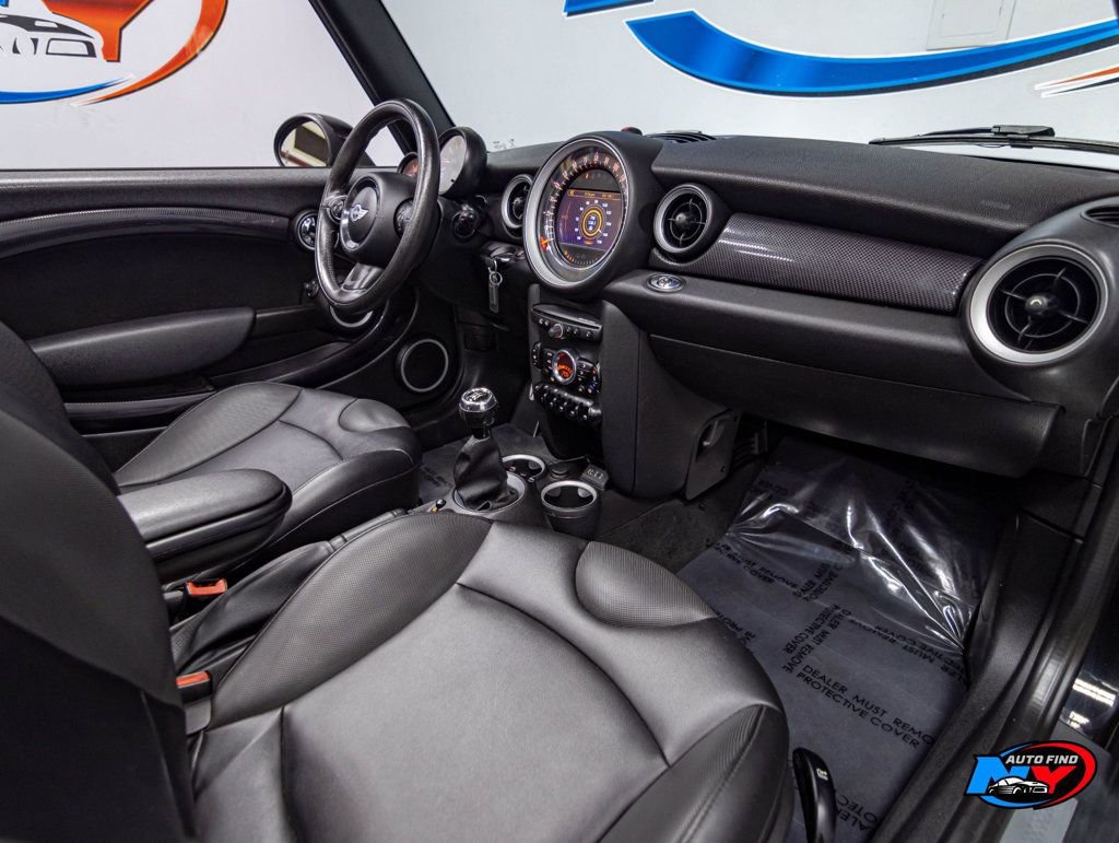 Used 2015 MINI Cooper S image 23