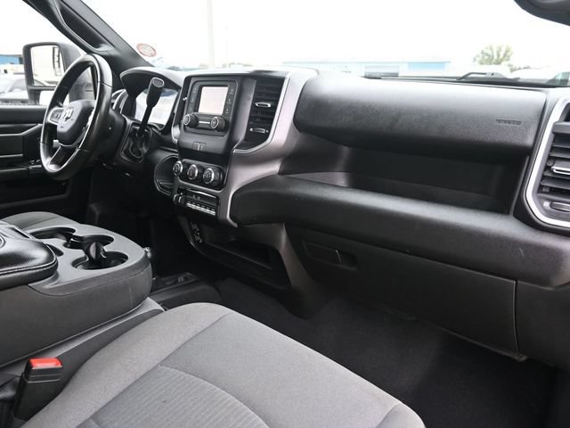 Used 2024 RAM 3500 SLT w/ Quick Order Package 2YG SLT AWD/4WD image 10