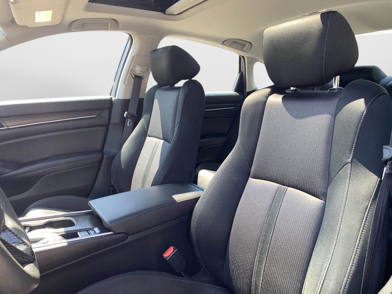Used 2019 Honda Accord EX image 34