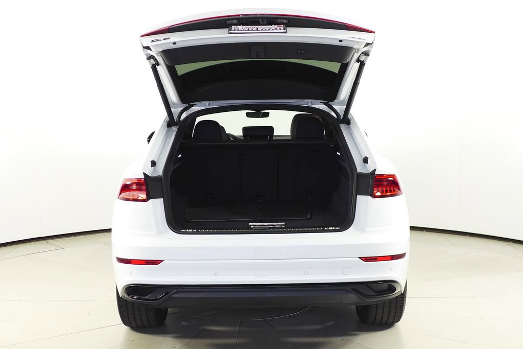 Used 2020 Audi Q8 Premium w/ Black Optic Package image 10