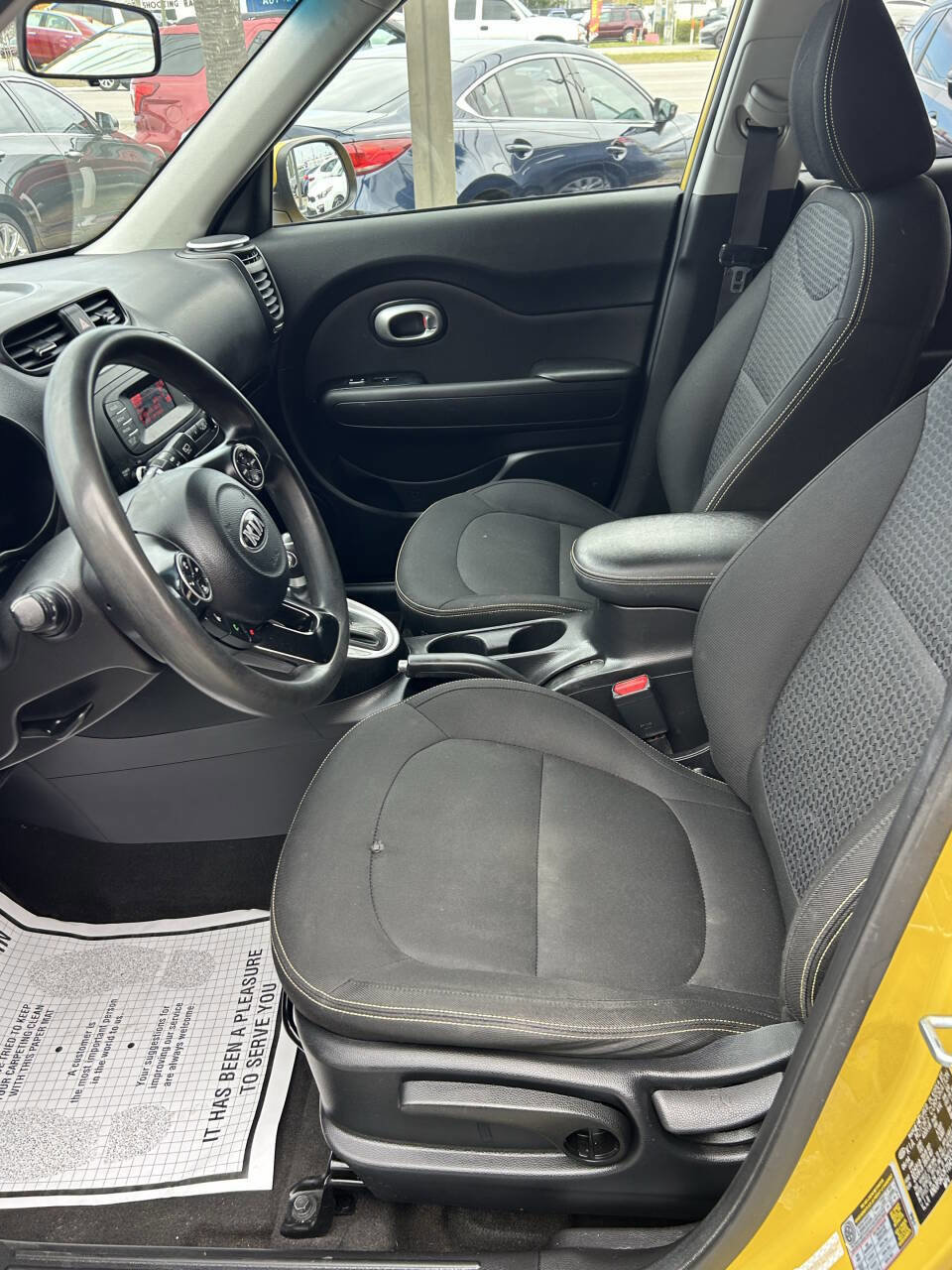 Used 2015 Kia Soul + image 12