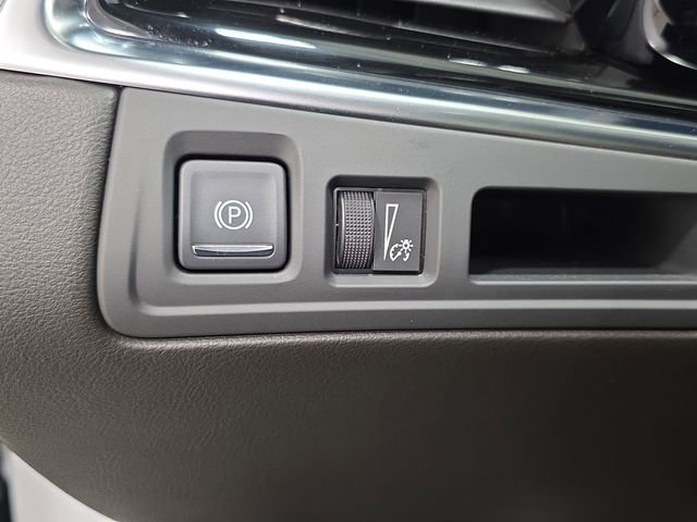 Certified 2023 Cadillac XT6 Premium Luxury AWD/4WD image 23