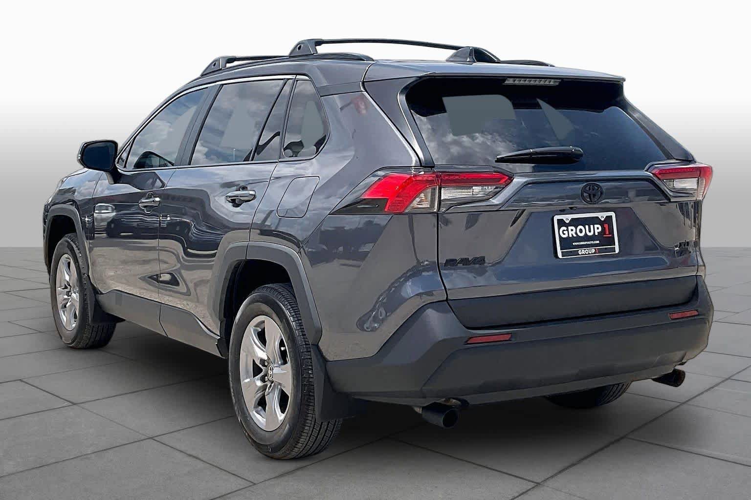Used 2024 Toyota RAV4 XLE AWD/4WD image 12