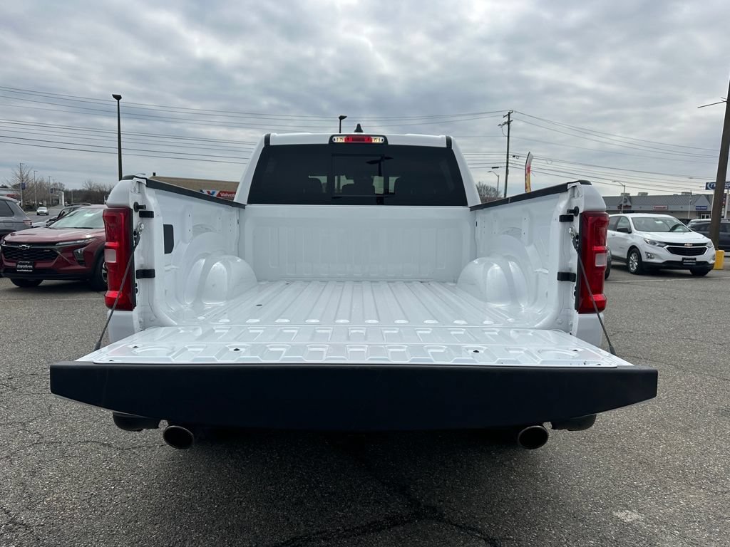 Used 2026 RAM 1500 Laramie AWD/4WD image 13