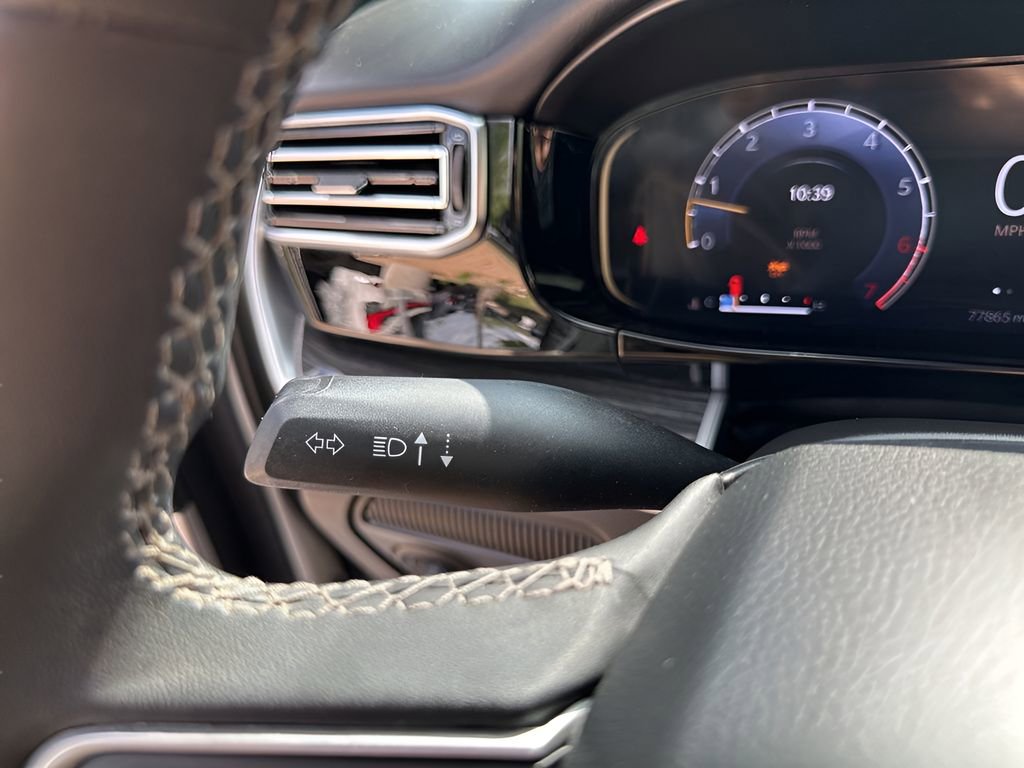 Used 2022 Jeep Wagoneer Series II image 32