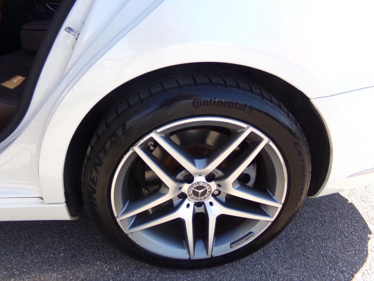 Used 2016 Mercedes-Benz S 550 4MATIC Sedan image 28