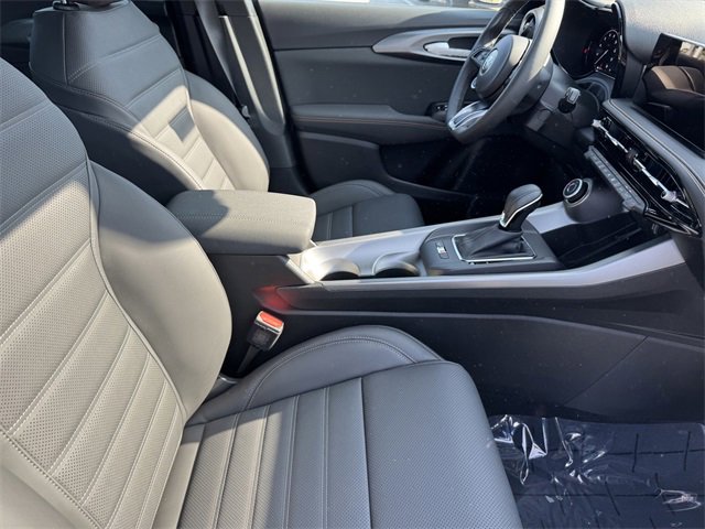 New 2025 Alfa Romeo Tonale w/ Premium Package image 8