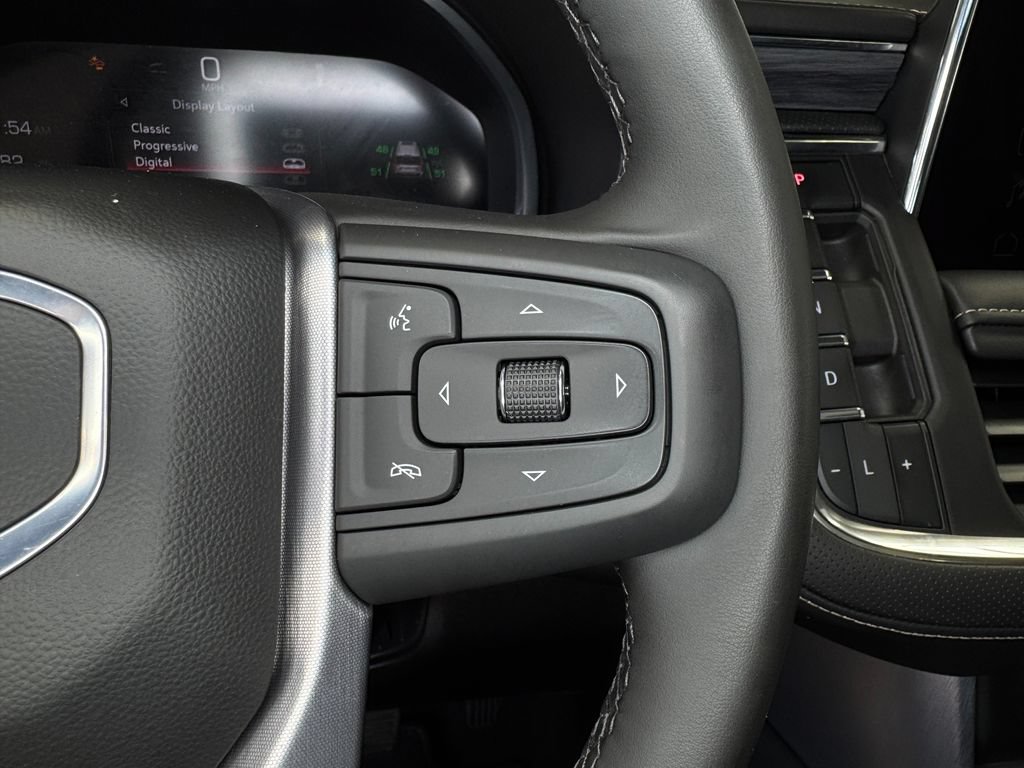 Used 2024 GMC Yukon SLT w/ SLT Luxury Package AWD/4WD image 17