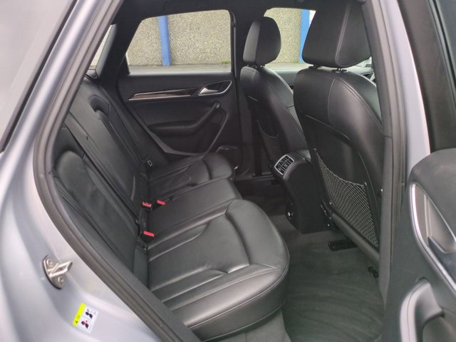 Used 2018 Audi Q3 2.0T Premium Plus w/ Premium Plus Package image 28